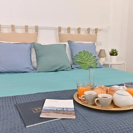 Izzhome The King Apartment
