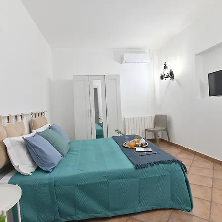 Izzhome The King Apartment *