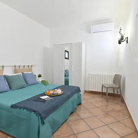Izzhome The King Apartment *