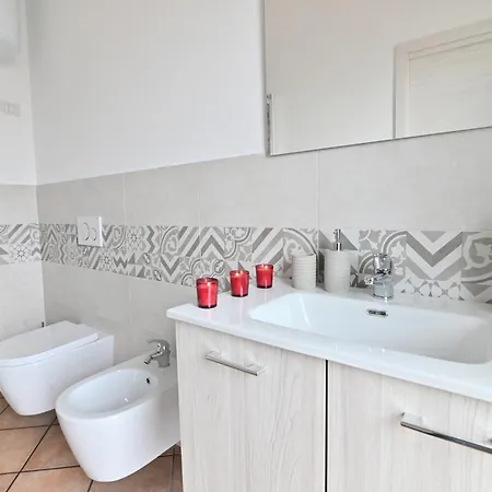 Izzhome The King Apartment Pula